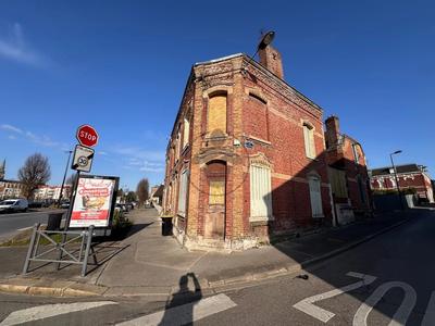 Maison - 93 m² - 5 pièces