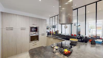 Duplex - 151 m² - 7 pièces