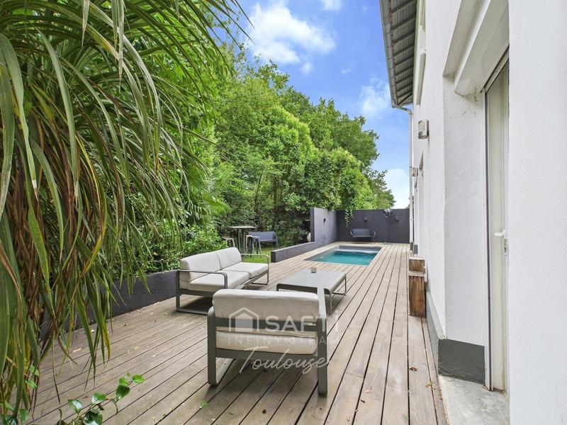 Maison - 169 m² - 7 pièces