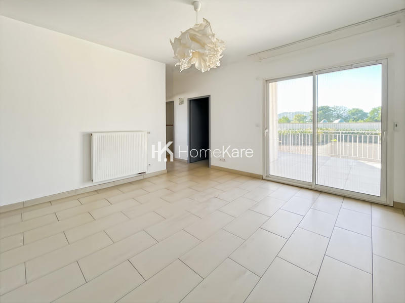 Maison - 230 m² - 7 pièces