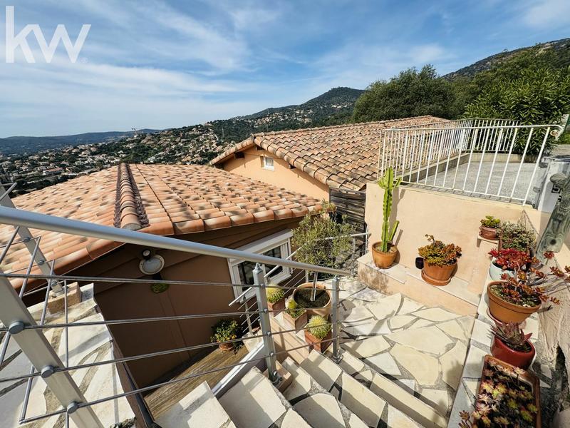 Châlet - 64 m² - 4 pièces