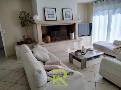 Maison - 121 m² - 4 pièces