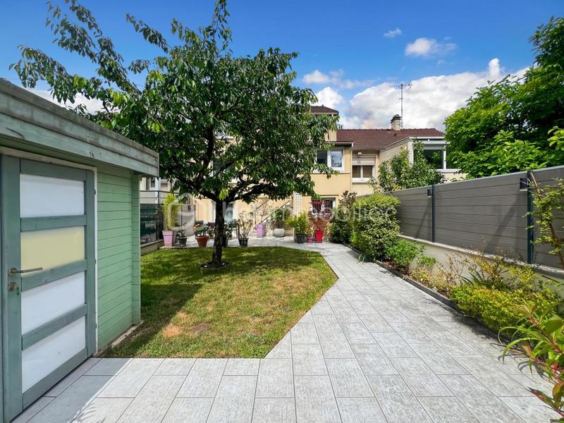 Maison traditionnelle - 124 m² - 6 pièces