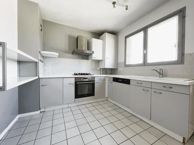 Duplex - 82 m² - 4 pièces