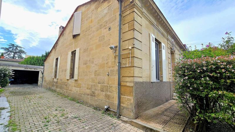 Villa - 183 m² - 8 pièces