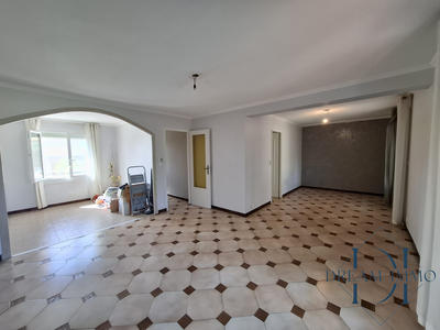 Maison - 107 m² - 5 pièces