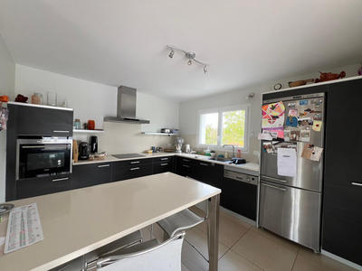 Maison - 140 m² - 5 pièces