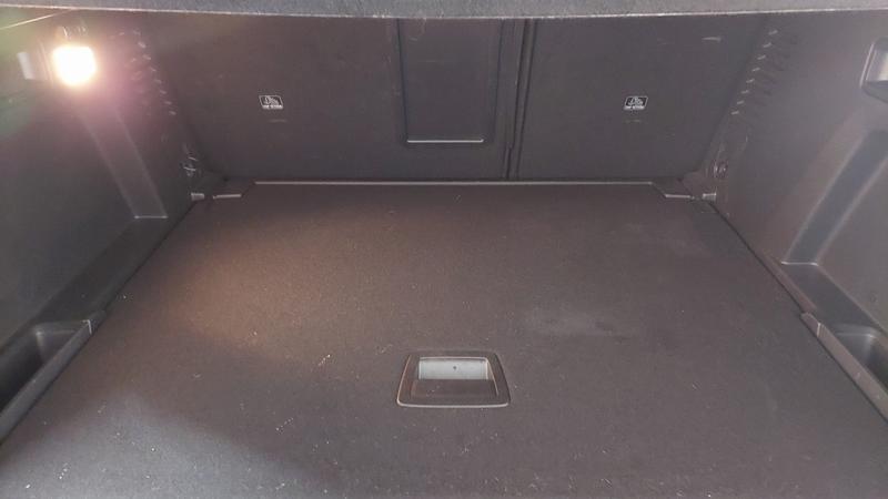 Peugeot 3008 BlueHDi 130 s&amp;S Eat8 Active Business