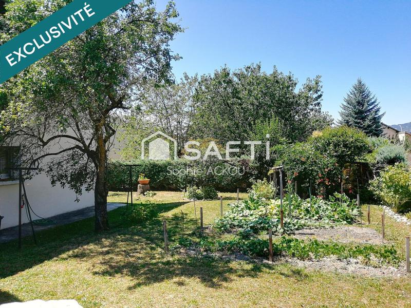 Maison - 315 m² - 7 pièces