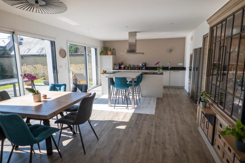 Maison d'architecte - 250 m² - 8 pièces