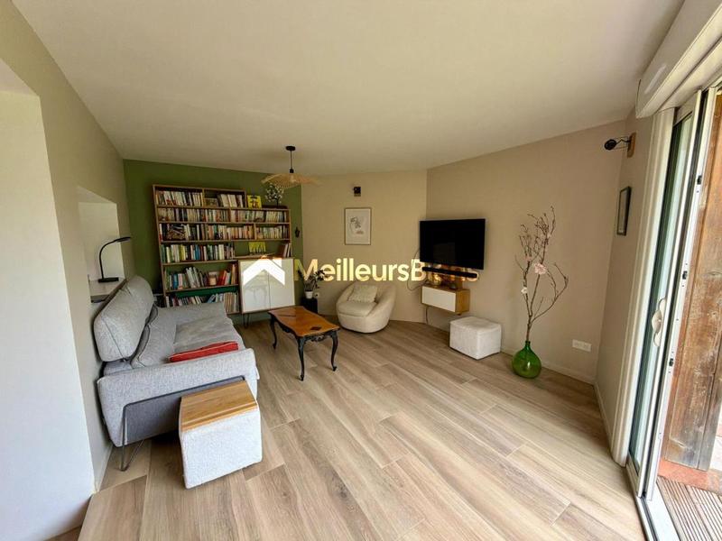 Maison en pierre - 107 m² - 5 pièces