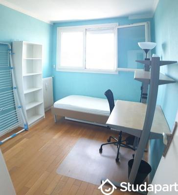 Chambre - 10 m² - 1 pièce