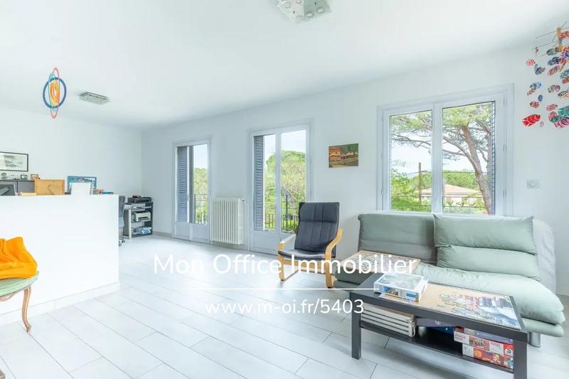 Maison - 185 m² - 8 pièces