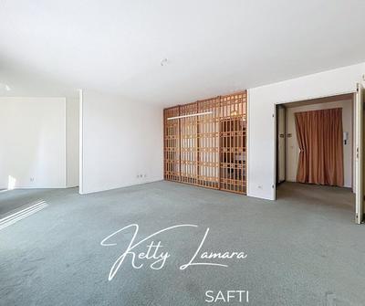 Appartement - 88 m² - 4 pièces