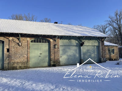 Propriété - 200 m² - 8 pièces