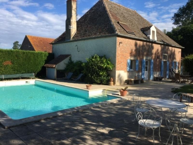 Maison - 200 m² - 8 pièces