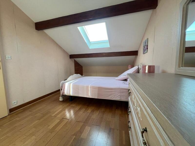 Maison - 105 m² - 6 pièces