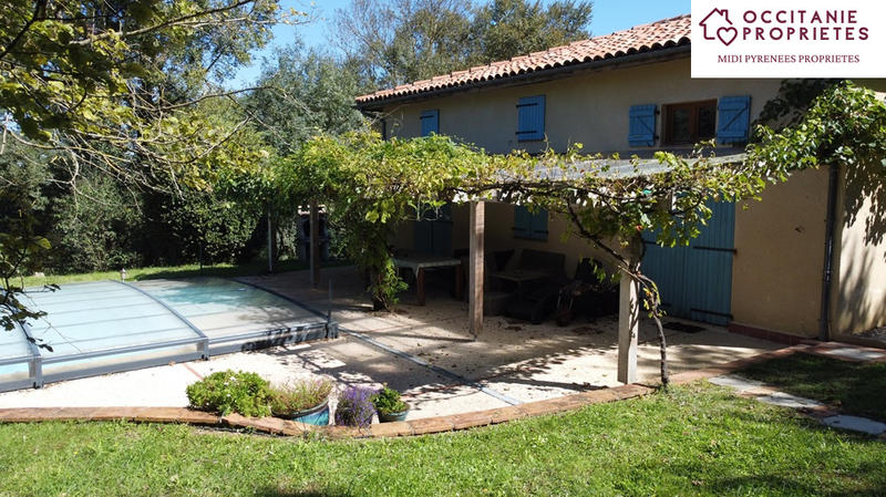 Maison - 163 m² - 5 pièces