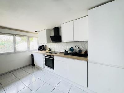 Pavillon - 76 m² - 4 pièces