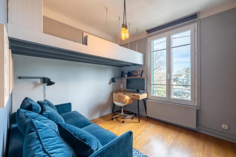 Maison - 175 m² - 7 pièces