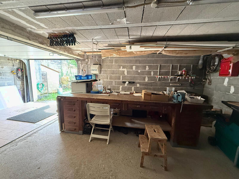 Maison - 99 m² - 5 pièces