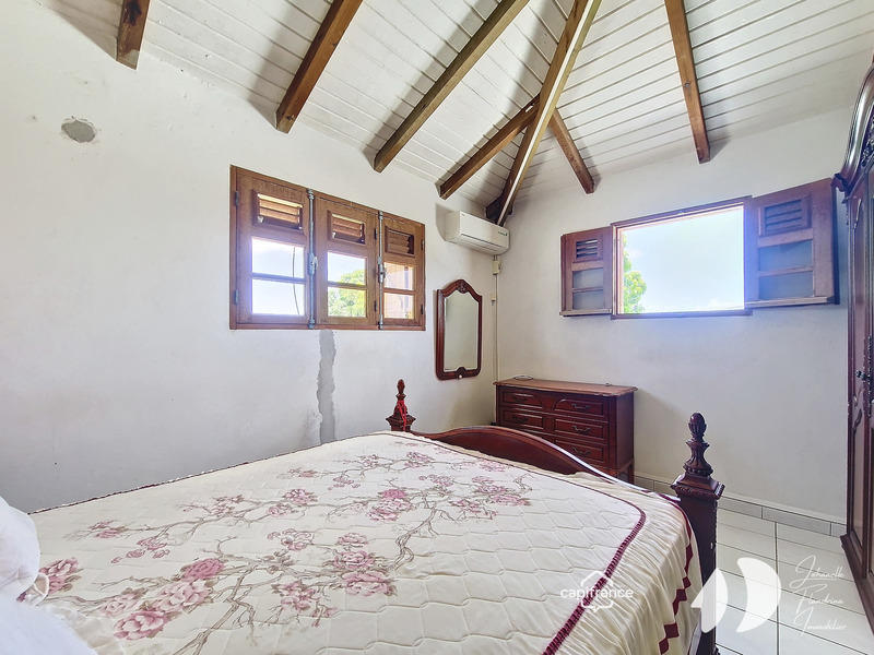 Maison - 193 m² - 9 pièces