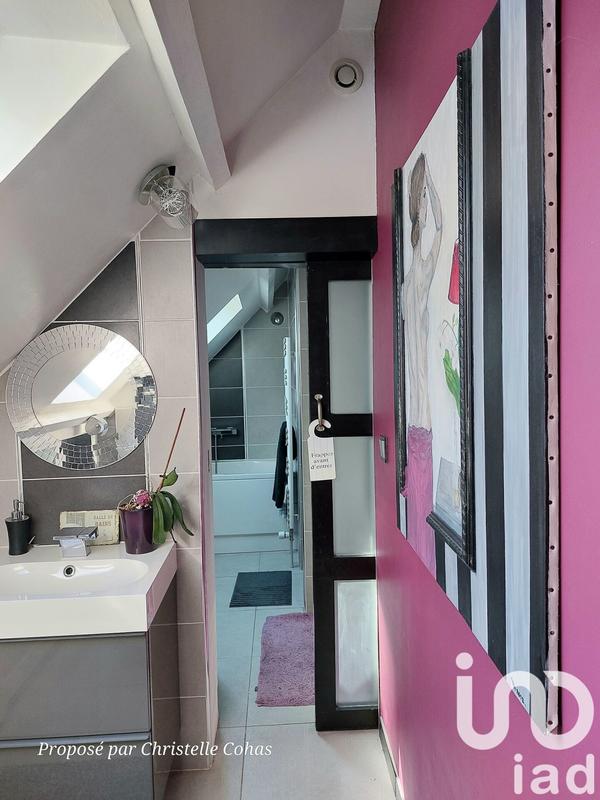 Maison - 147 m² - 8 pièces