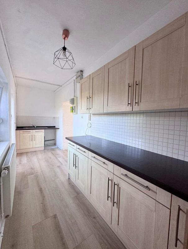 Maison - 80 m² - 3 pièces