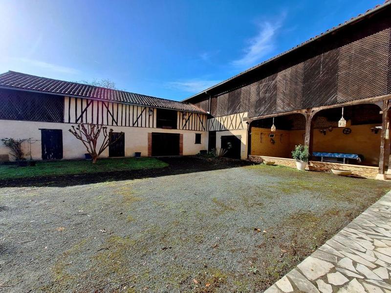 Ferme - 250 m² - 6 pièces