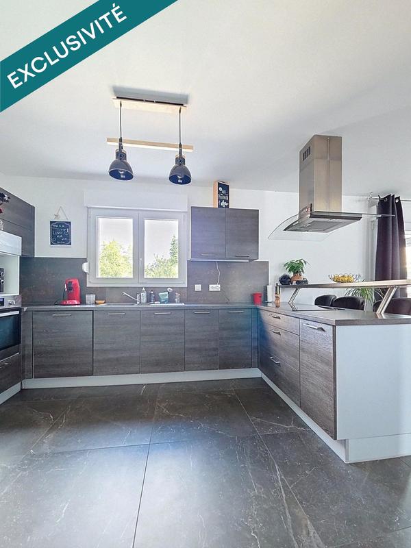 Maison - 103 m² - 6 pièces