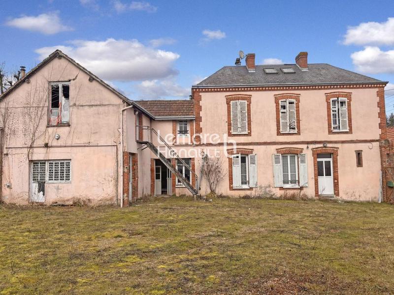 Maison - 138 m² - 7 pièces