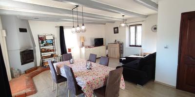 Maison - 197 m² - 8 pièces