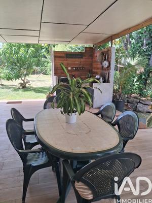 Maison - 145 m² - 9 pièces