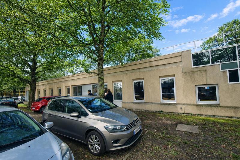 Local d'activité / Entrepôt - 792 m²