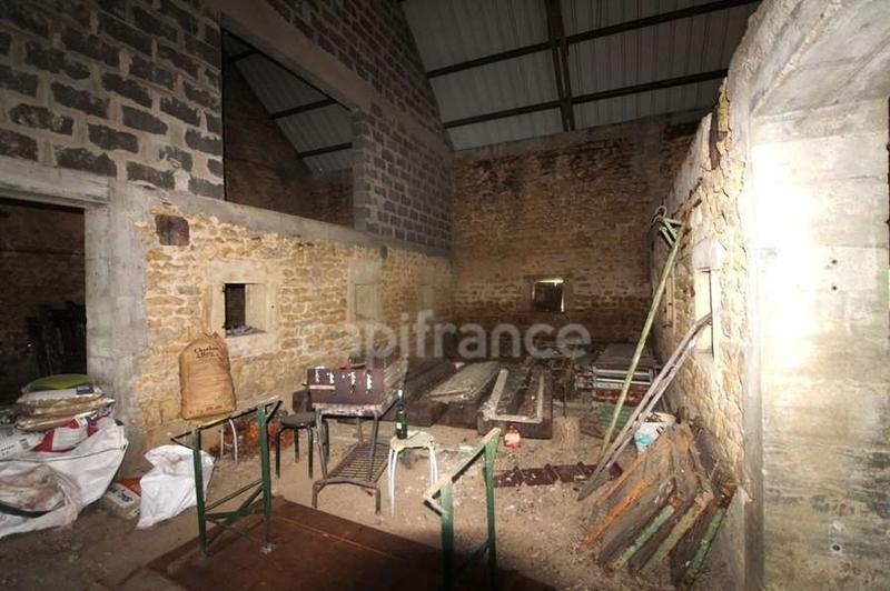 Fermette - 200 m² - 1 pièce