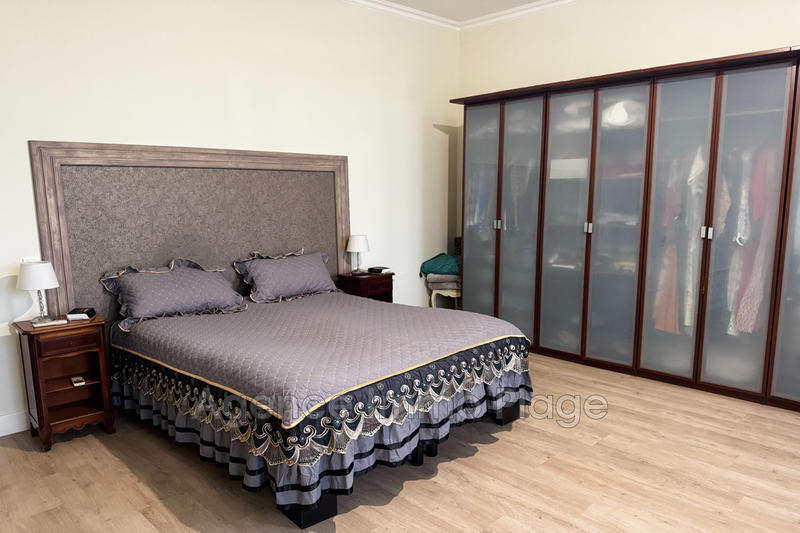 Maison - 148 m² - 4 pièces