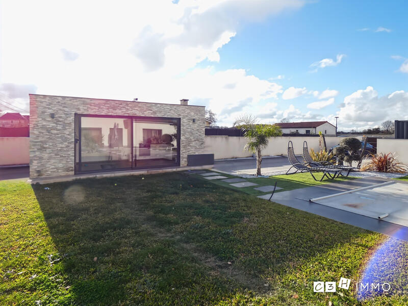 Maison - 143 m² - 5 pièces