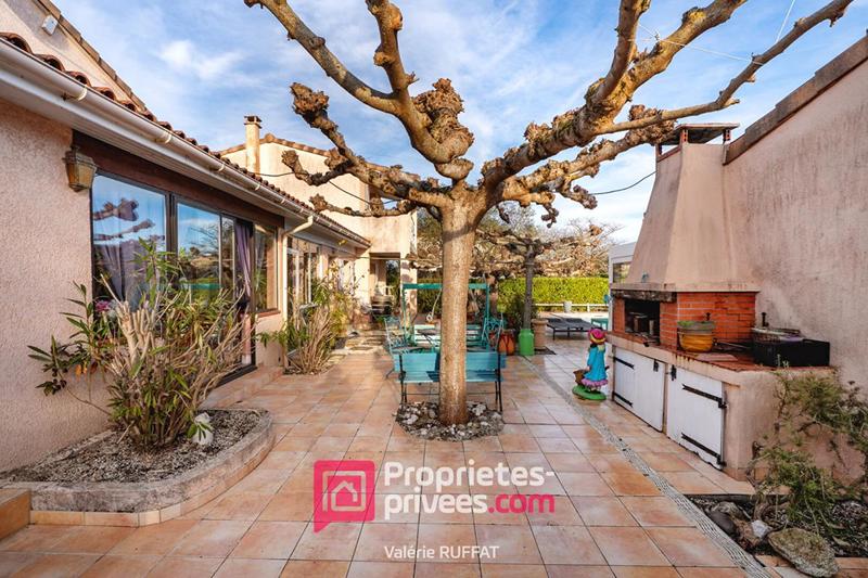 Maison - 190 m² - 8 pièces