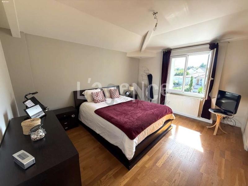 Maison - 120 m² - 6 pièces