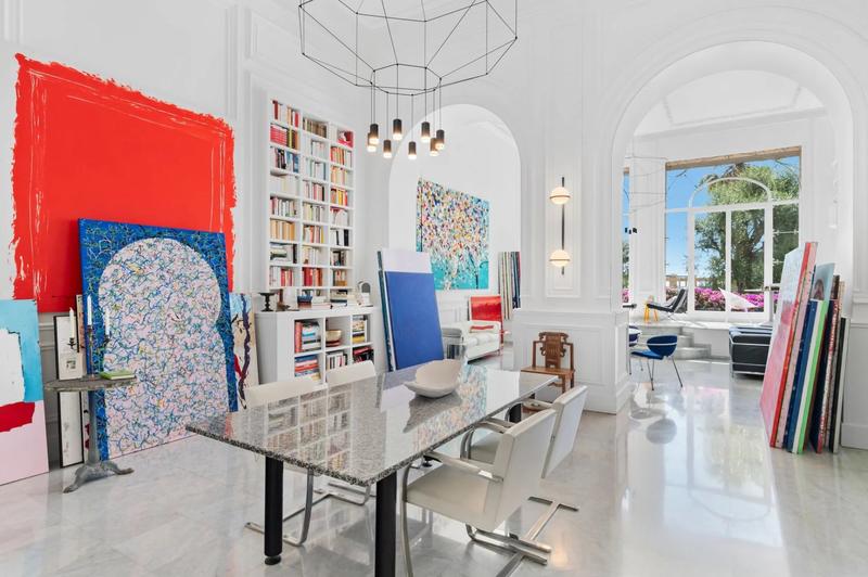 Appartement - 246 m² - 5 pièces