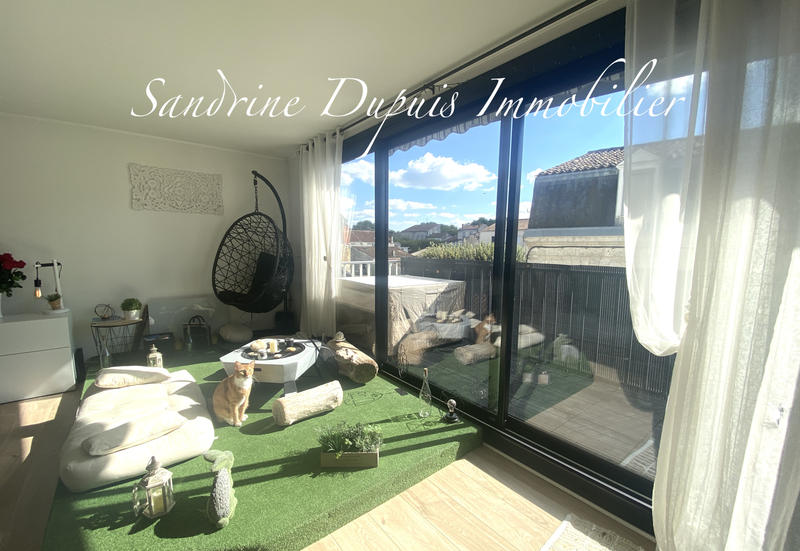 Appartement - 191 m² - 6 pièces