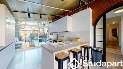 Chambre - 11 m² - 1 pièce