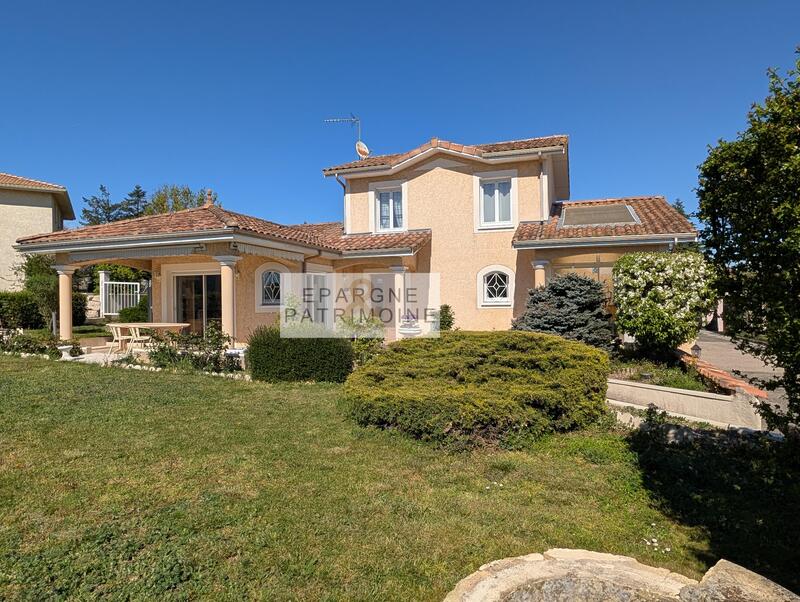 Maison - 152 m² - 5 pièces