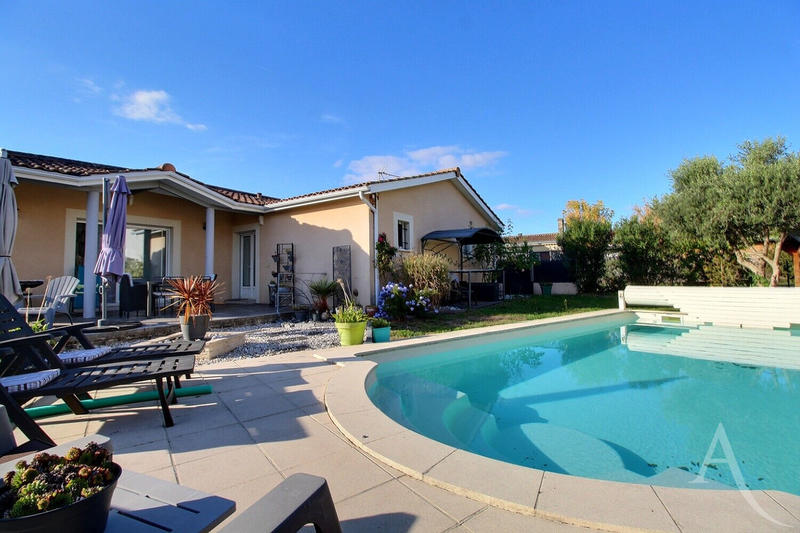 Maison - 160 m² - 6 pièces