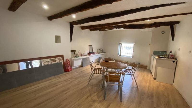 Maison de village - 100 m² - 4 pièces