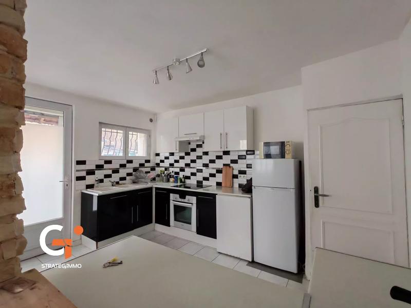 Maison - 88 m² - 6 pièces