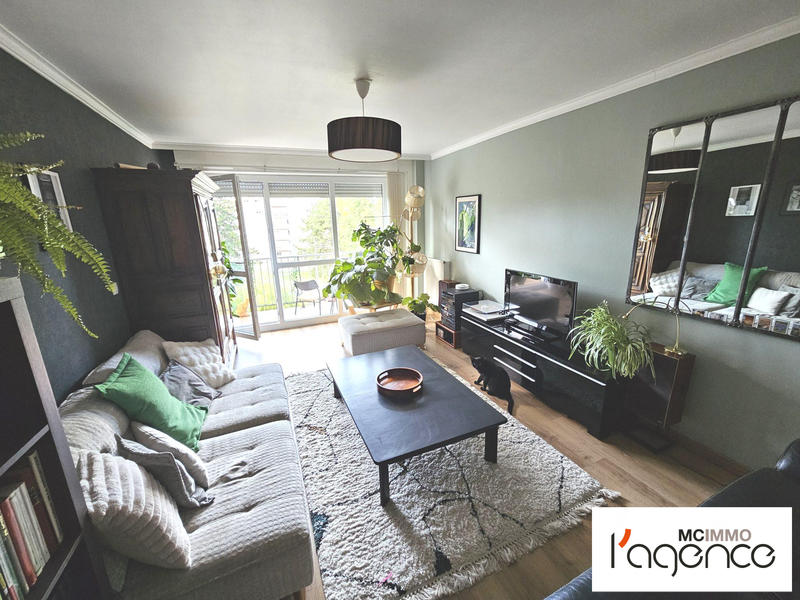 Appartement - 81 m² - 4 pièces