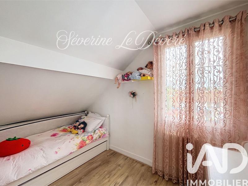 Maison - 122 m² - 7 pièces