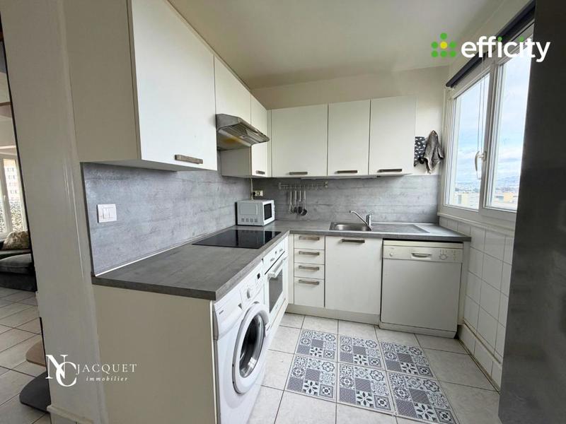 Appartement - 84 m² - 4 pièces