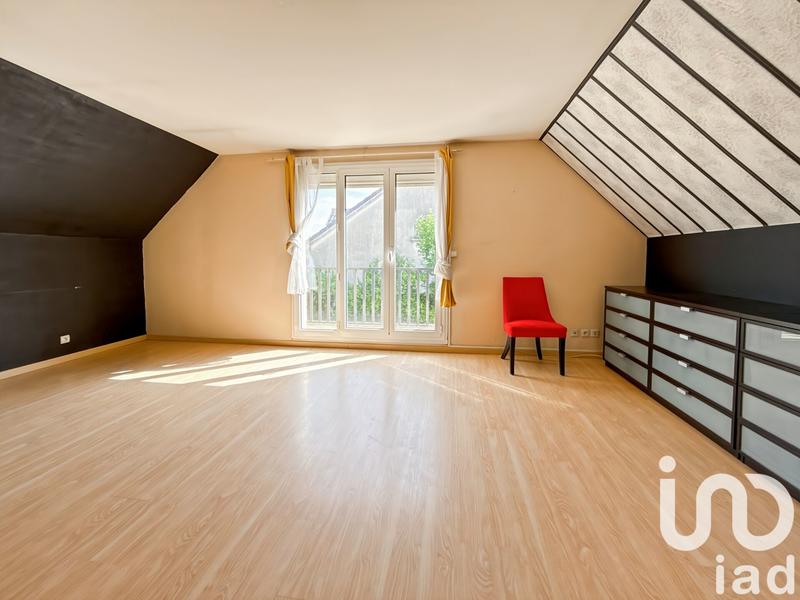 Maison - 209 m² - 8 pièces